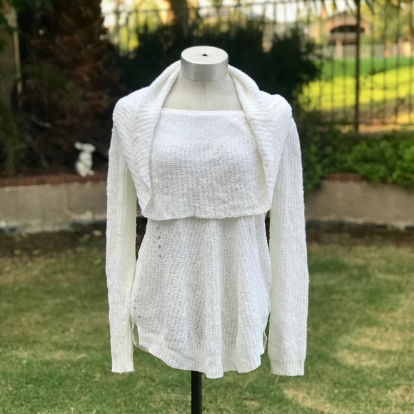 Anthropologie Sweaters - Anthropology Moth• Sweater